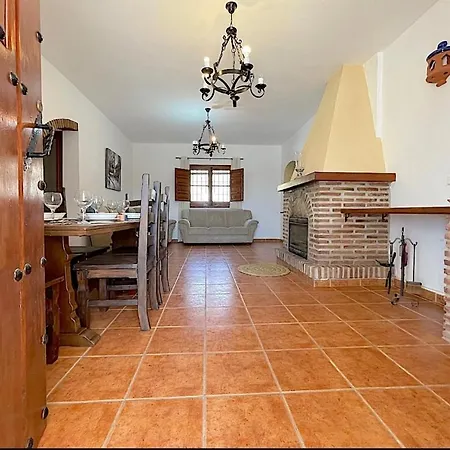 Casa La Herriza Larga De Vallesol Rent El Cerro