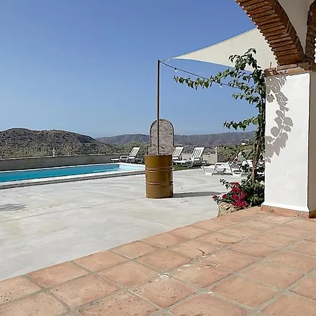 Casa La Herriza Larga De Vallesol Rent Holiday home