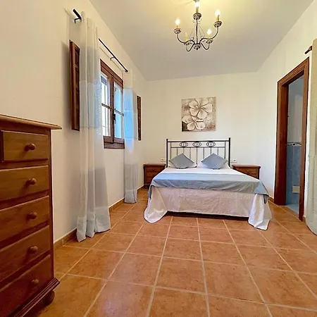Holiday home Casa La Herriza Larga De Vallesol Rent *