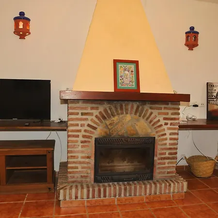Casa La Herriza Larga De Vallesol Rent Holiday home El Cerro