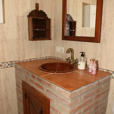 Casa La Herriza Larga De Vallesol Rent Holiday home El Cerro